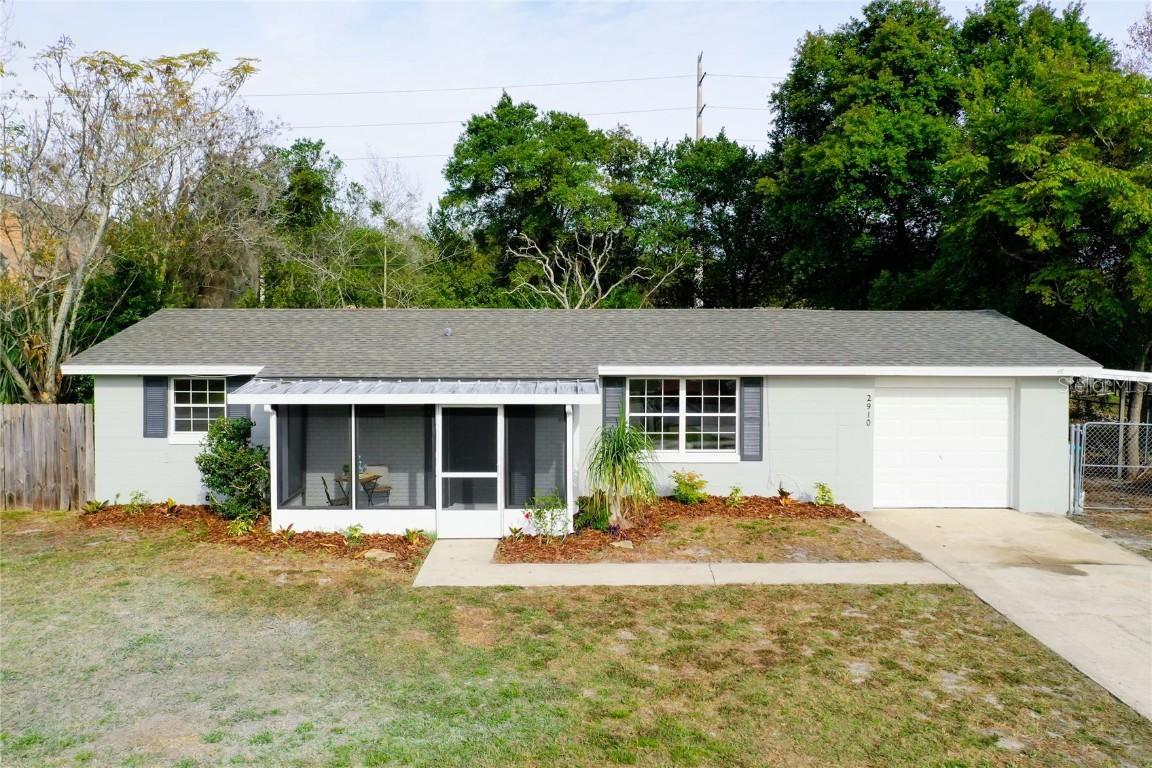 2910 Keesler St., Deltona, FL 32738