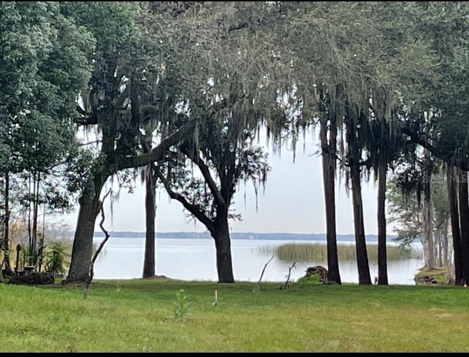 1360 Oak Shore Dr., St. Cloud, FL 34771