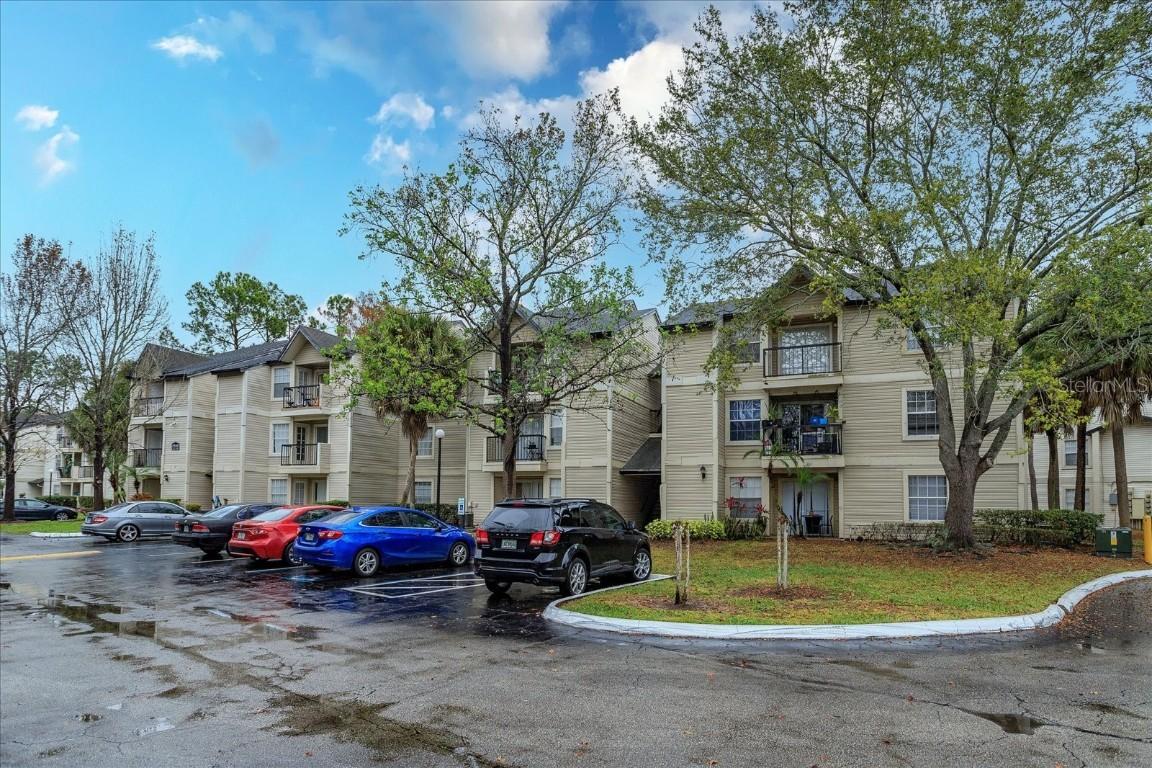 1948 Lake Atriums Cir. #135, Orlando, FL 32839