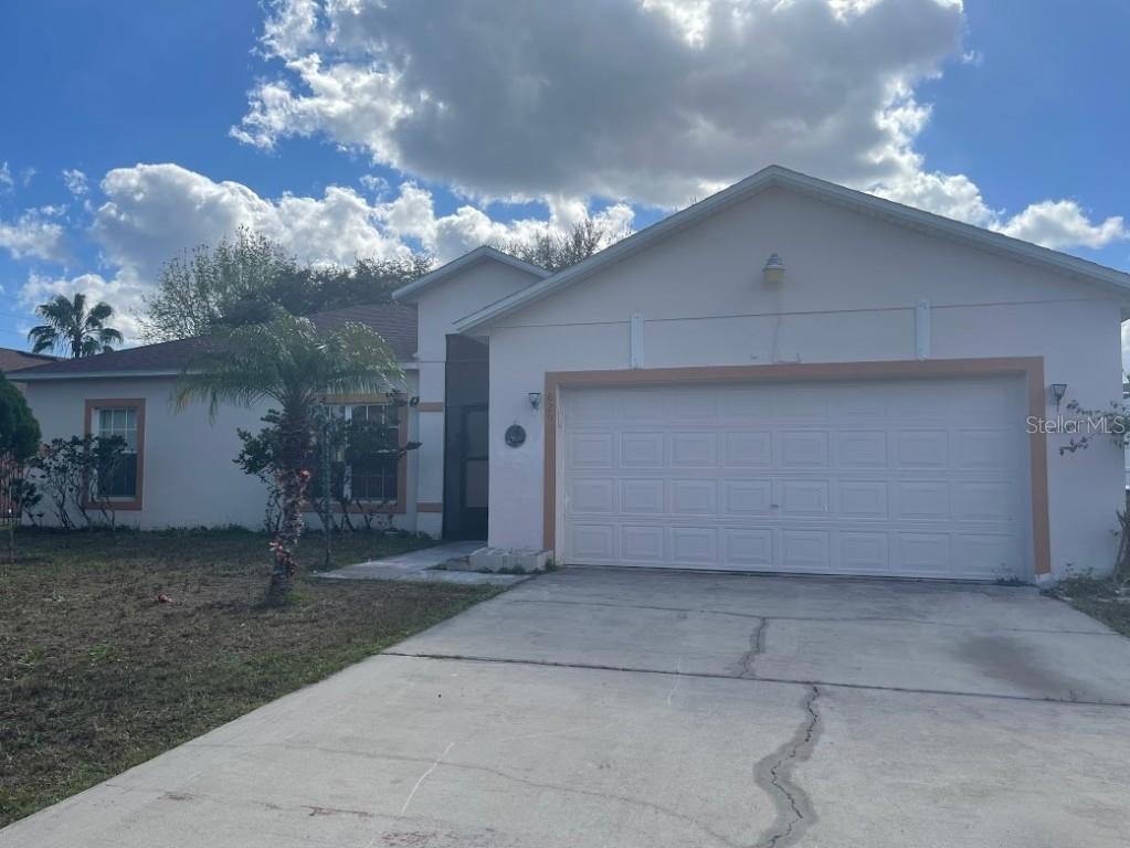 829 Albi Ct., Kissimmee, FL 34759