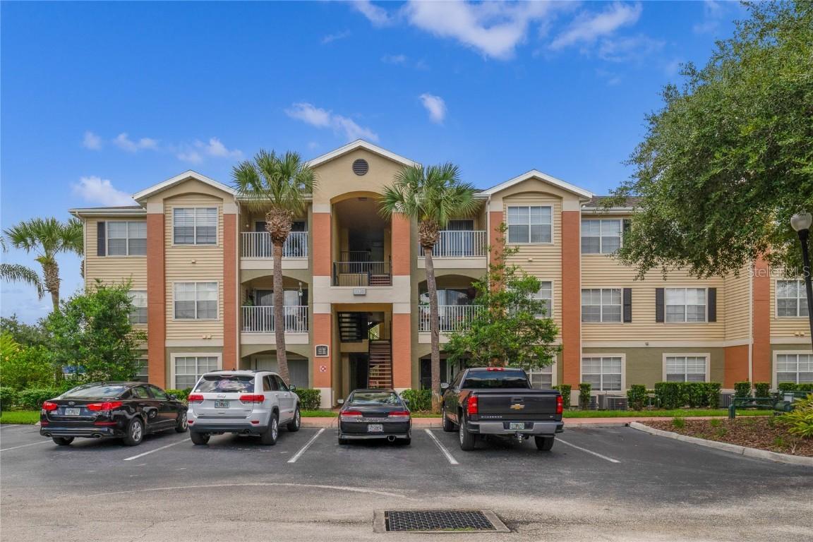 1920 Summer Club Dr. #302, Oviedo, FL 32765