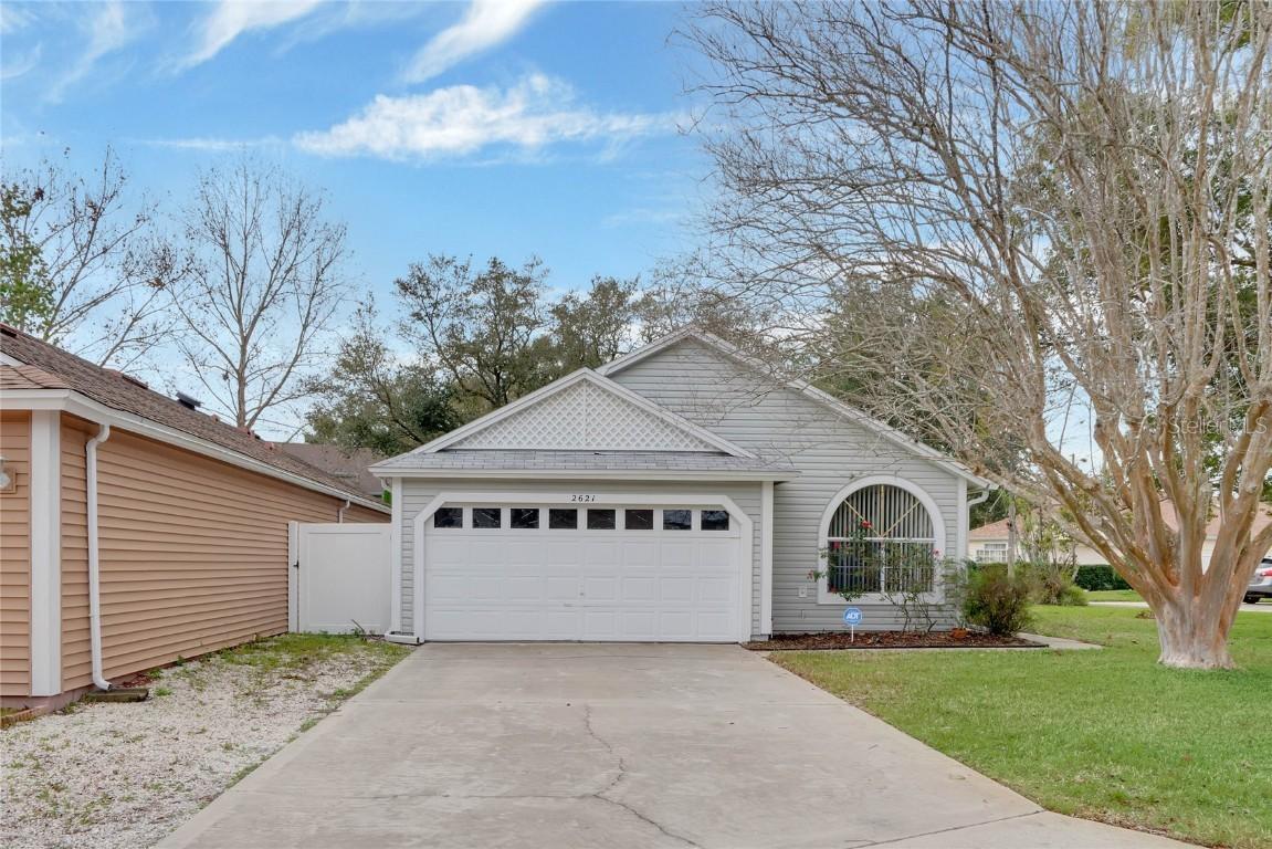 2621 Attleboro Pl., Apopka, FL 32703