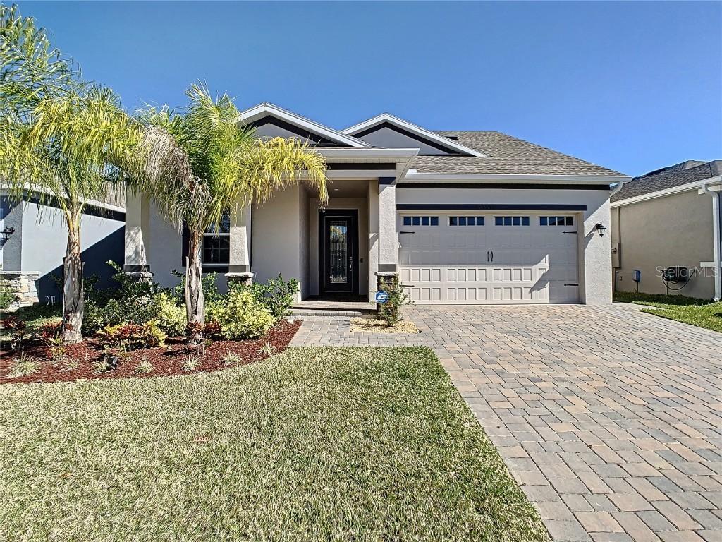 2075 Sola Vista Ave., St. Cloud, FL 34771