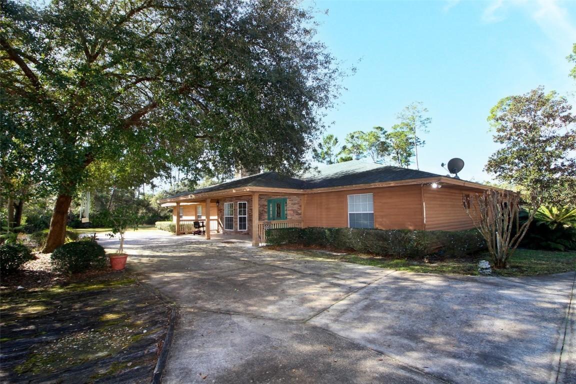 37142 Forestdel Dr., Eustis, FL 32736