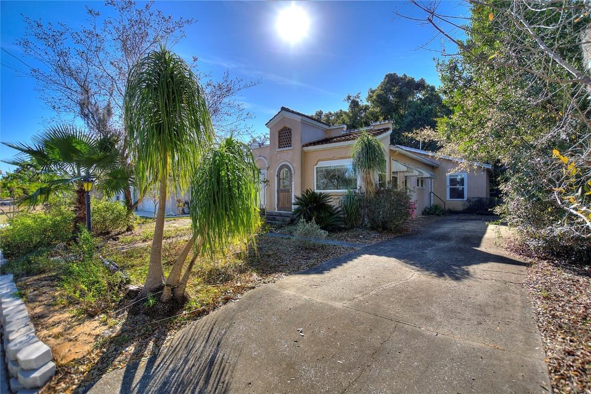 518 Palm Ave., Eustis, FL 32726