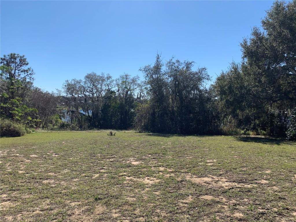 Wisteria Lane, Lake Wales, FL 33898