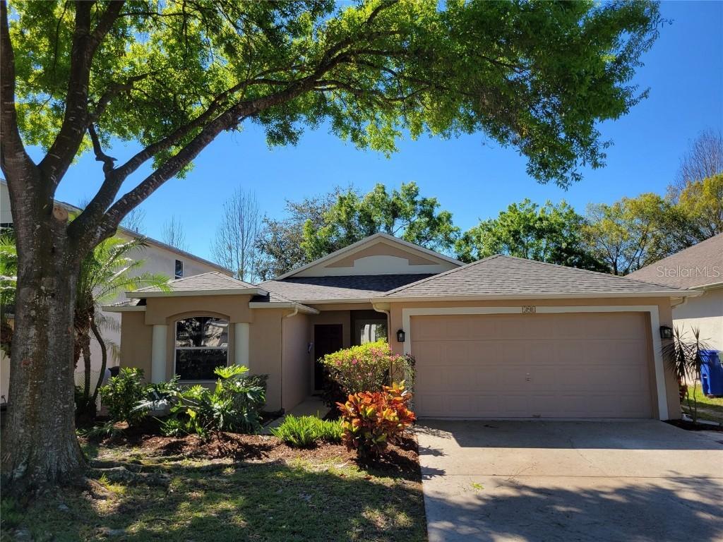 594 Horseman Dr., Oviedo, FL 32765