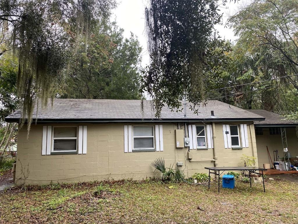421 W Carolina Ave., DeLand, FL 32720