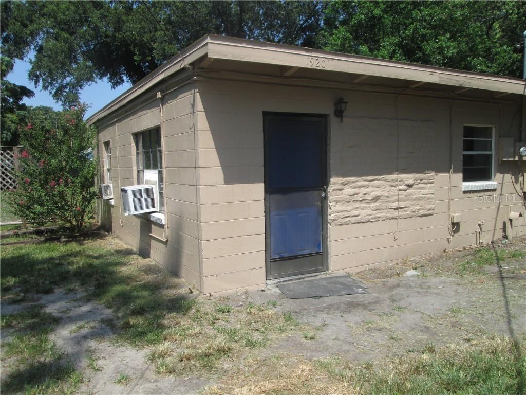 1922 Cloverlawn Ave., Orlando, FL 32806