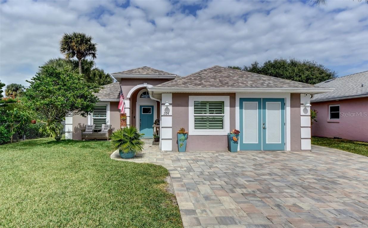 204 Normandy Ave., New Smyrna Beach, FL 32169