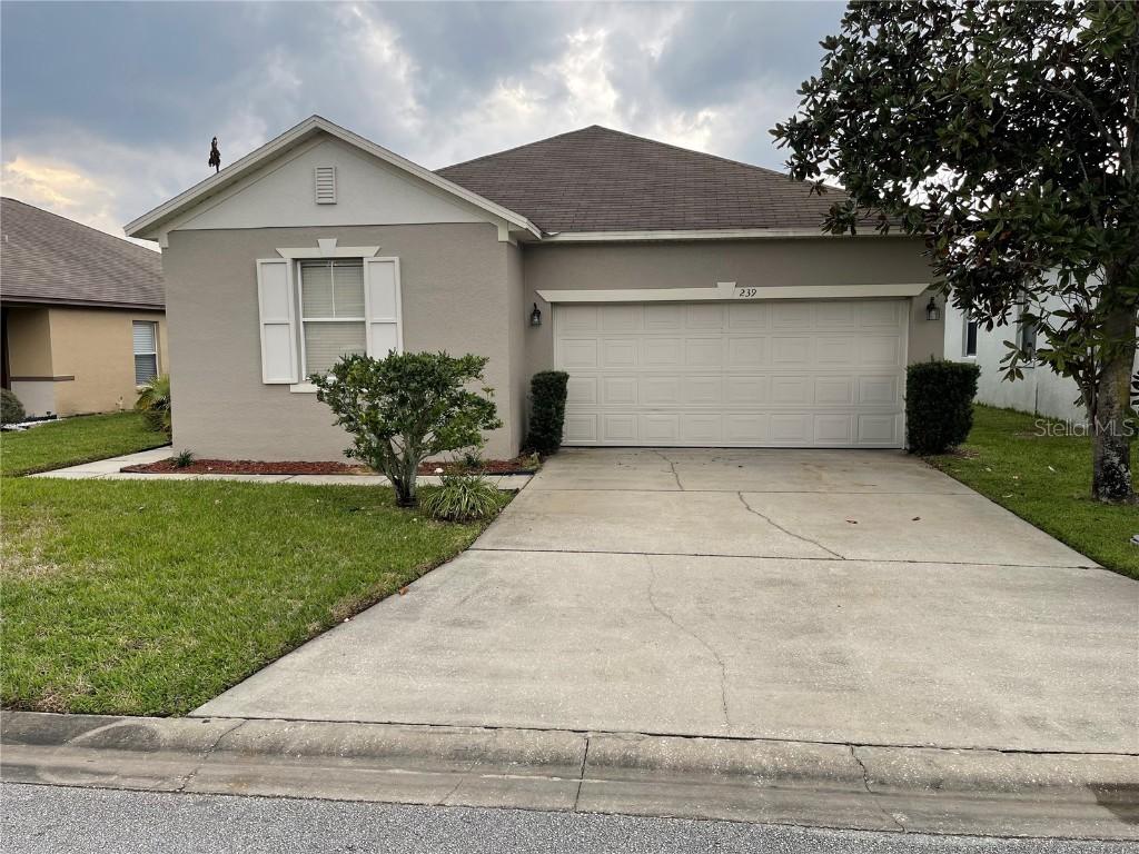 239 Aster Dr., Davenport, FL 33897
