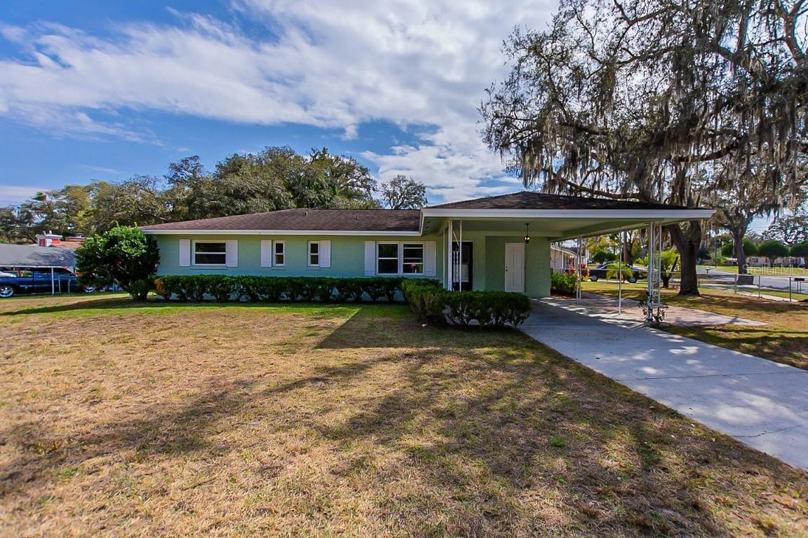 315 N Miami Ave., Davenport, FL 33837