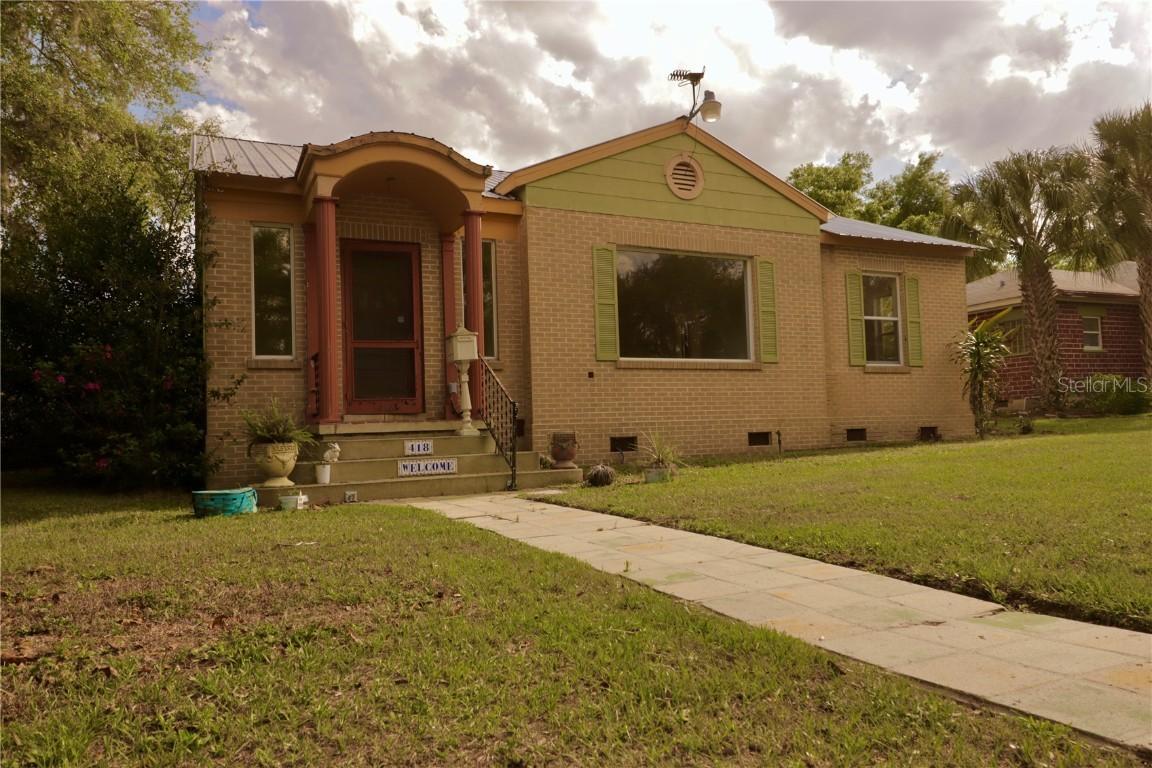 418 E Park Ave., Lake Wales, FL 33853