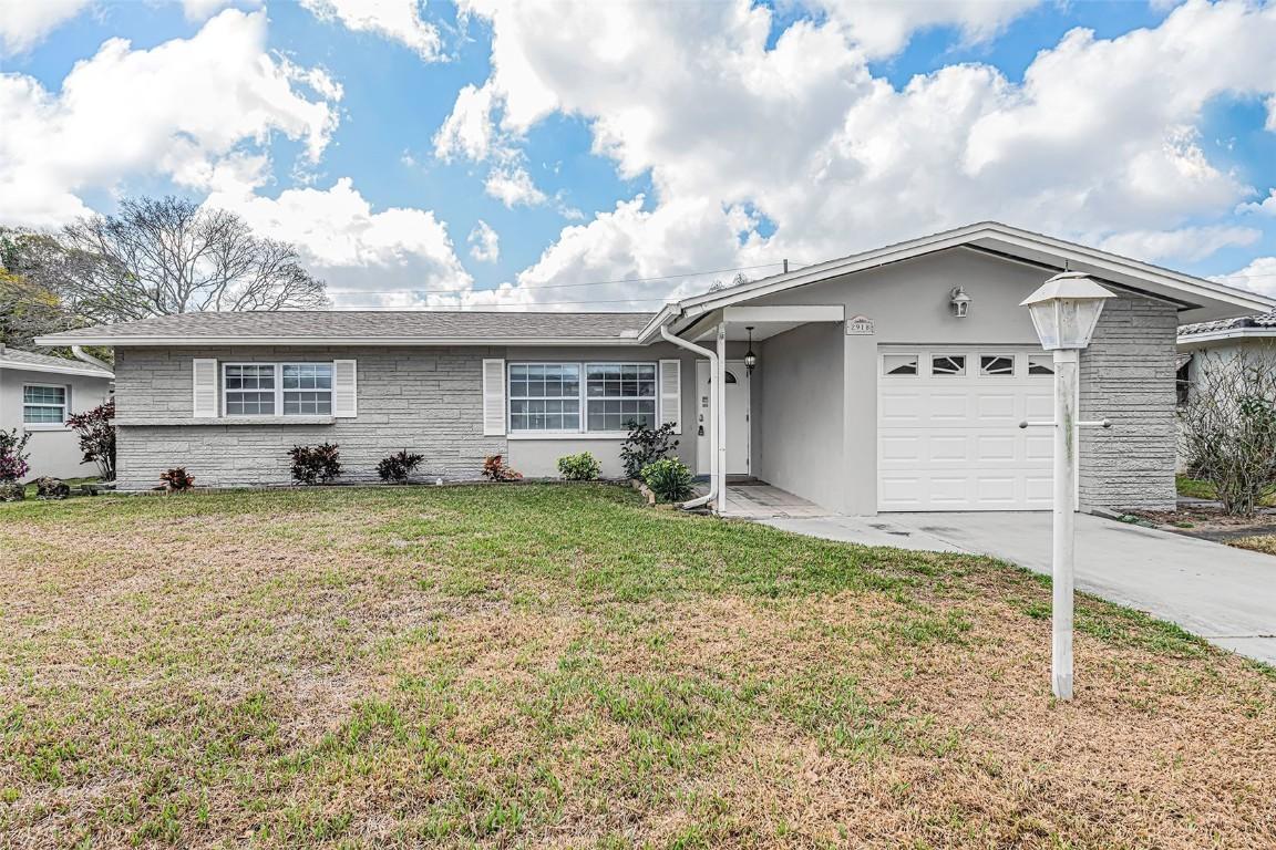 2918 Brookfield Dr., Largo, FL 33771