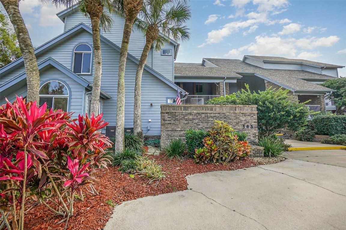 585 Shadow Wood Ln. #123, Titusville, FL 32780