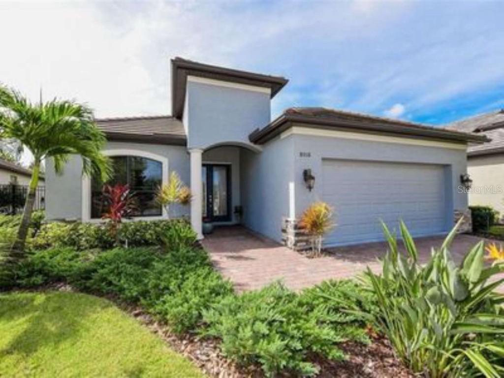 8016 Rio Bella Pl., University Park, FL 34201