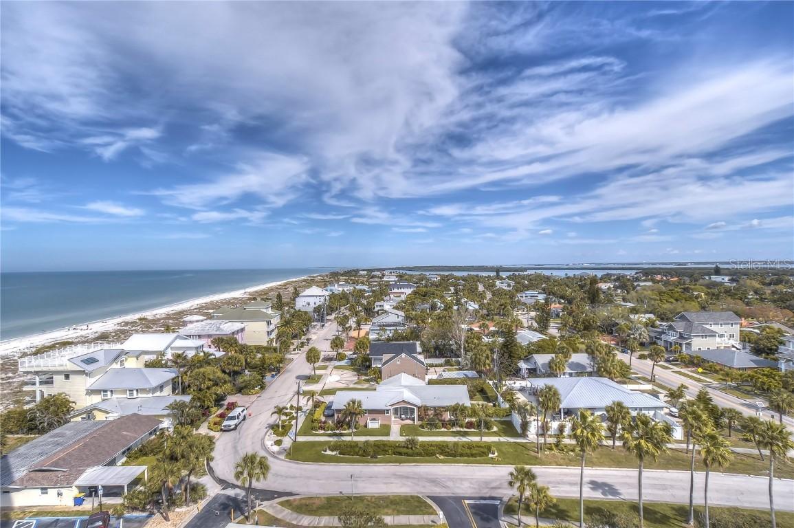 880 Mandalay Ave. #N802, Clearwater Beach, FL 33767