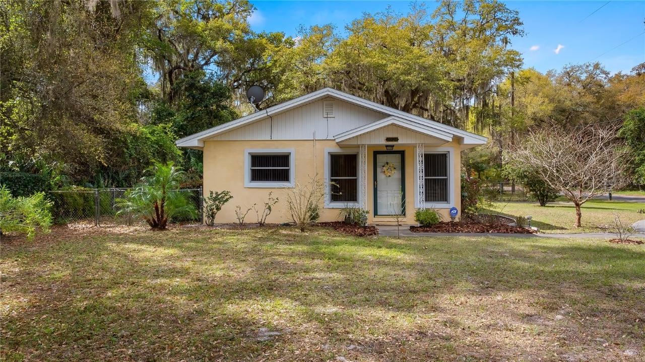 2024 S Hontoon Rd., DeLand, FL 32720