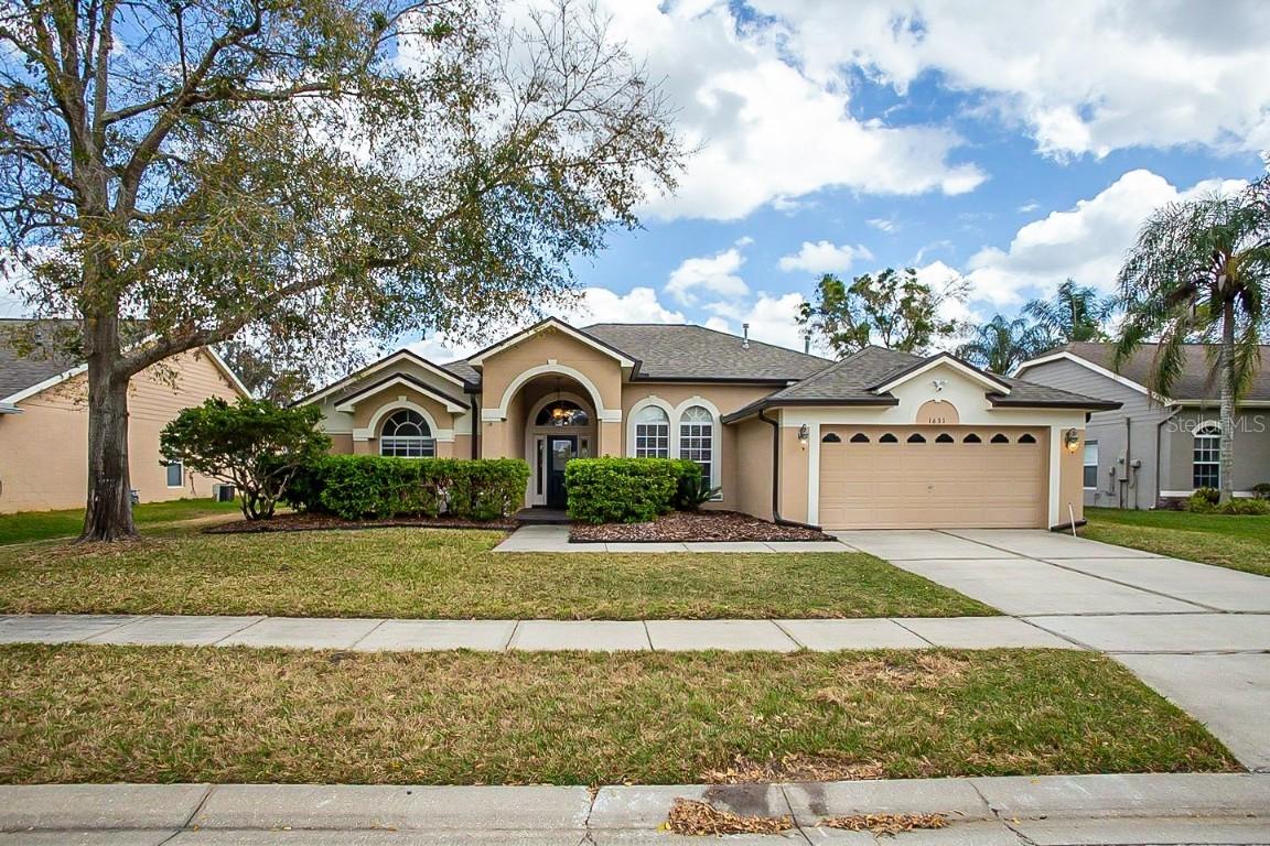 1631 Parkglen Cir., Apopka, FL 32712