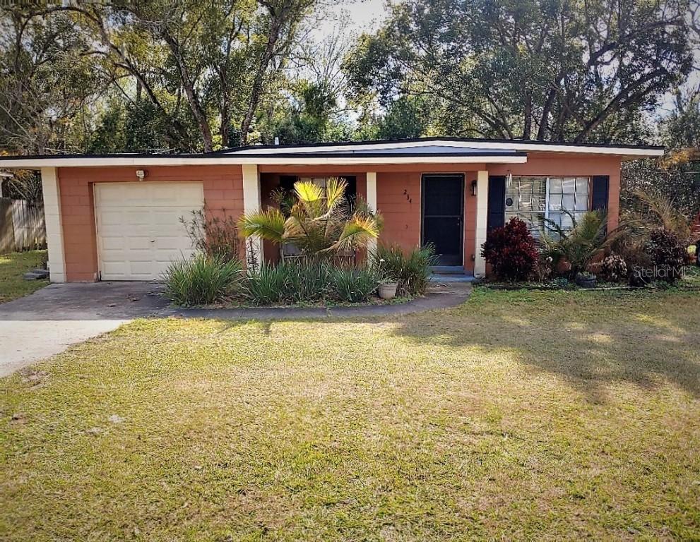 234 Flamingo Dr., Sanford, FL 32773