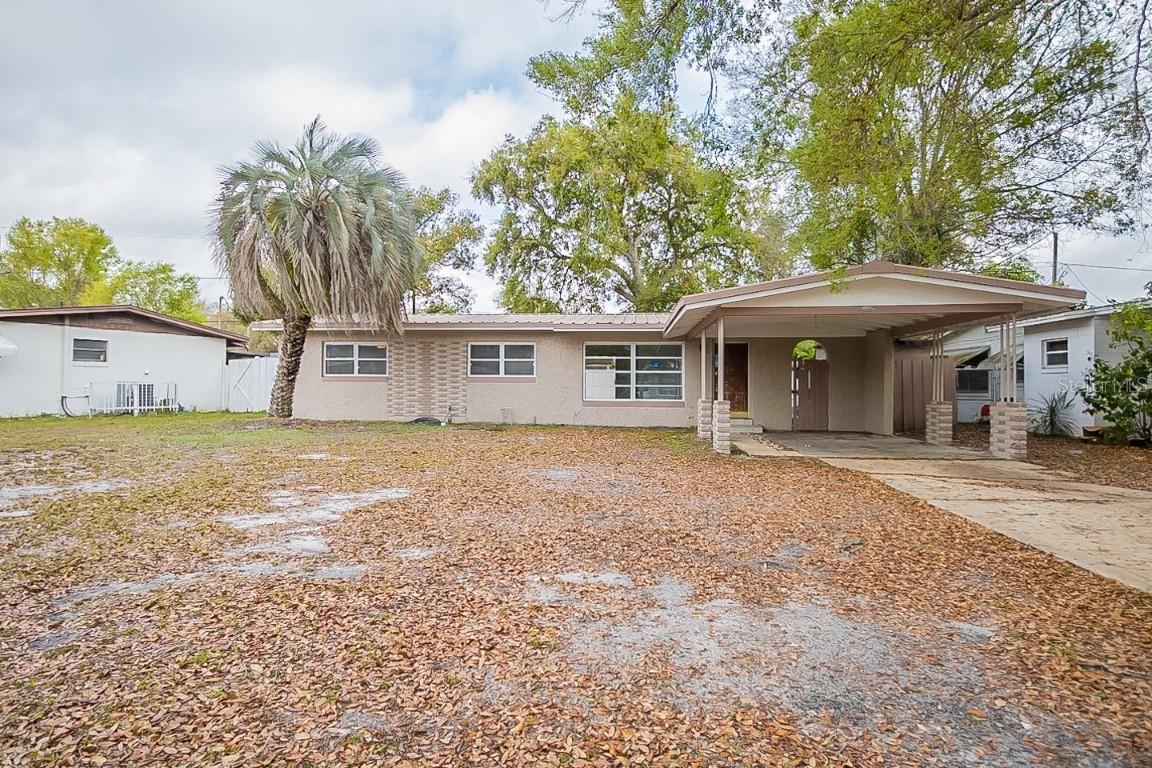 925 Black Oak Ct., Orlando, FL 32809