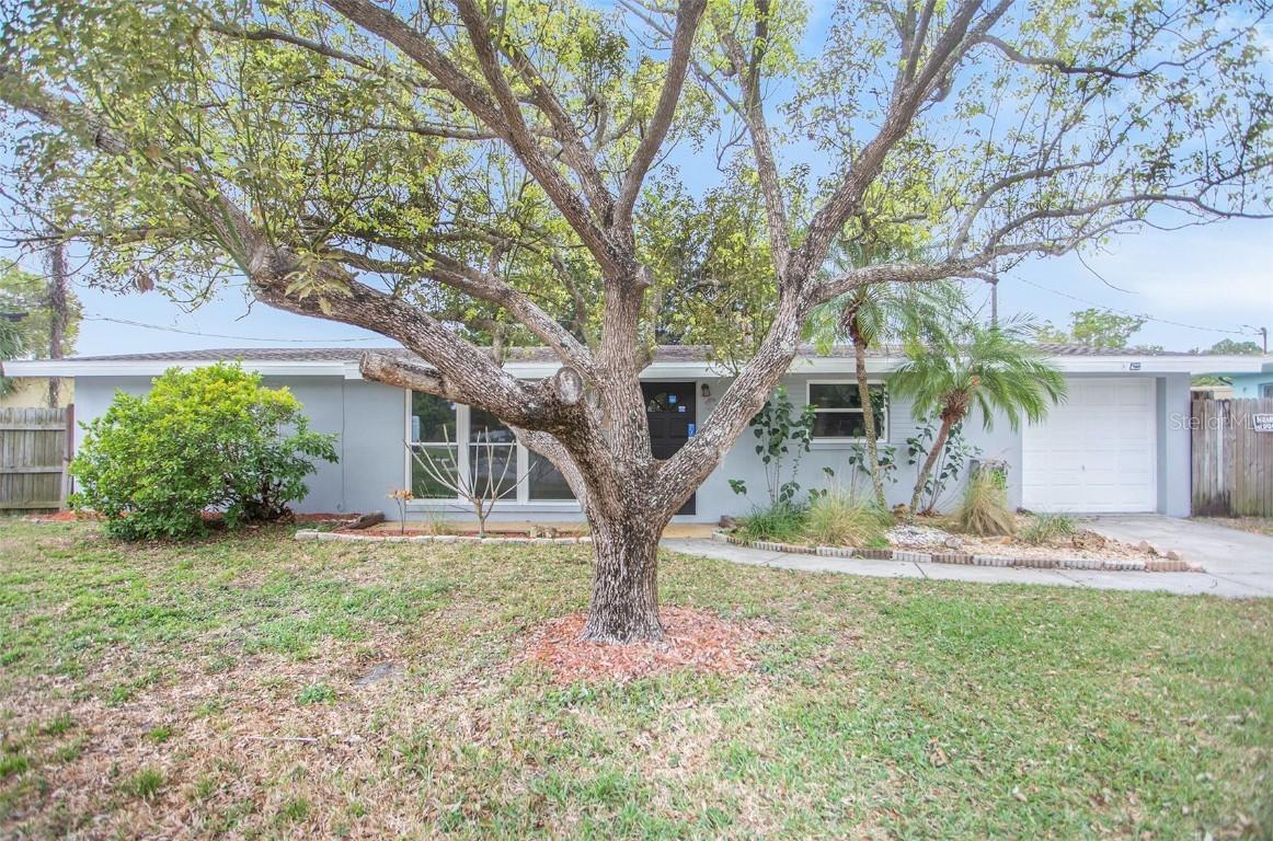 2153 Dell Ave., Clearwater, FL 33765