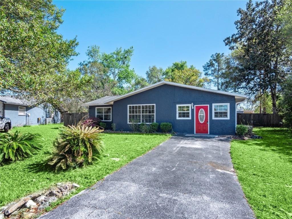 9329 Pine Ln., Ocala, FL 34472