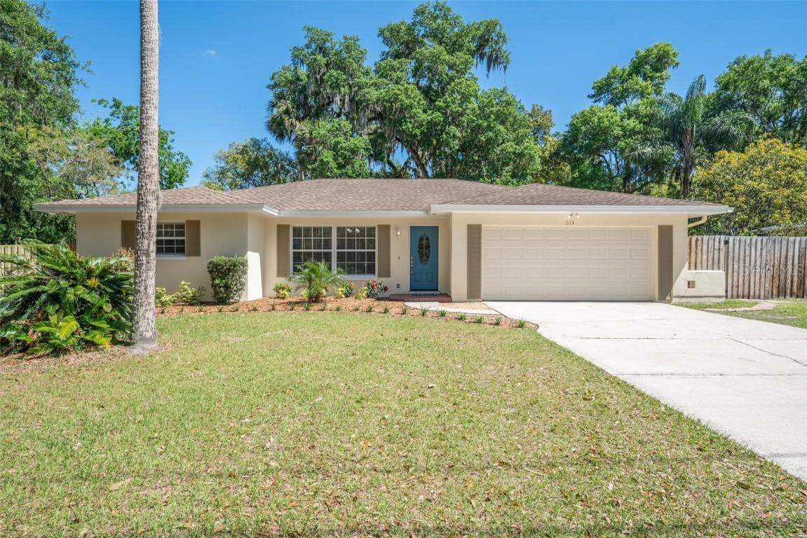 614 N Division St., Oviedo, FL 32765