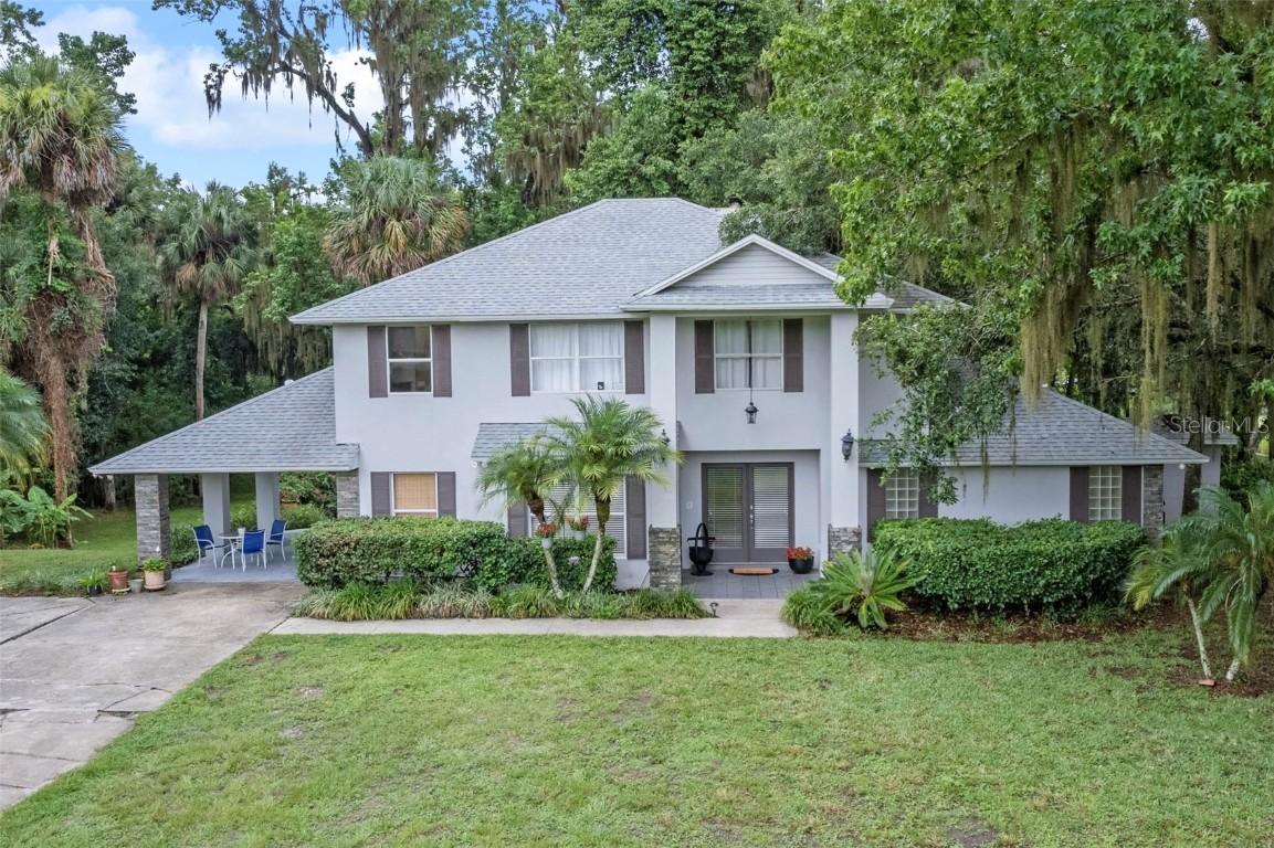 2631 Osceola Bluff Ln., Geneva, FL 32732