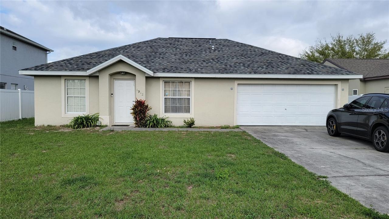 1912 Michigan Ct., Poinciana, FL 34759
