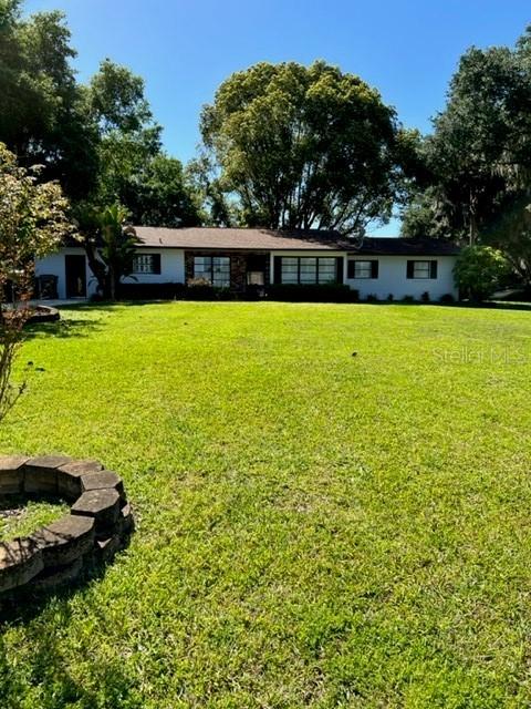 2407 N Griffin Dr., Leesburg, FL 34748