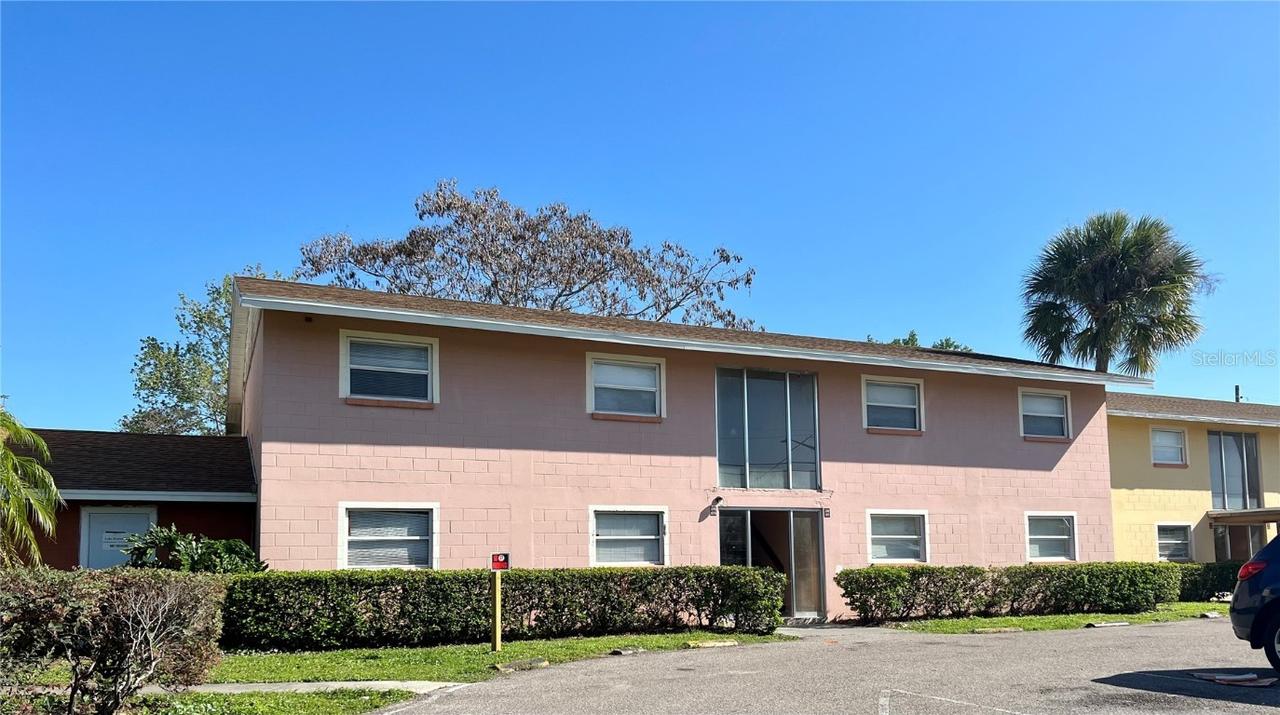 5885 Dahlia Dr. #19, Orlando, FL 32807