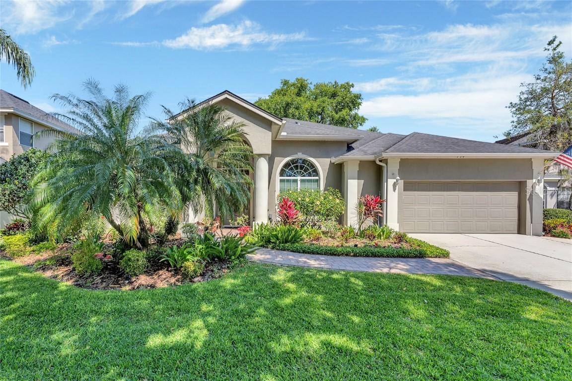 794 Kingsbridge Dr., Oviedo, FL 32765