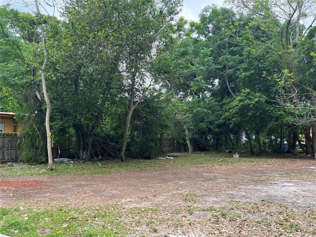 2051 Eaton St., Maitland, FL 32751