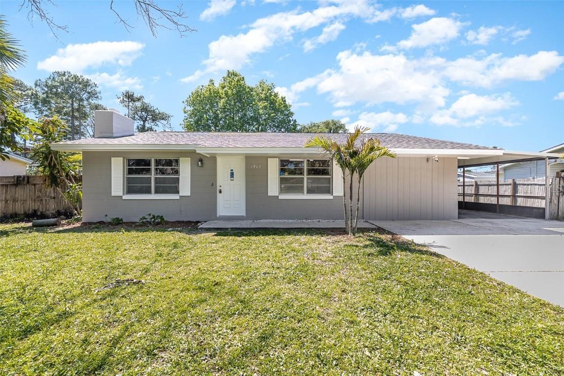 1908 Royal Palm Dr., Edgewater, FL 32141