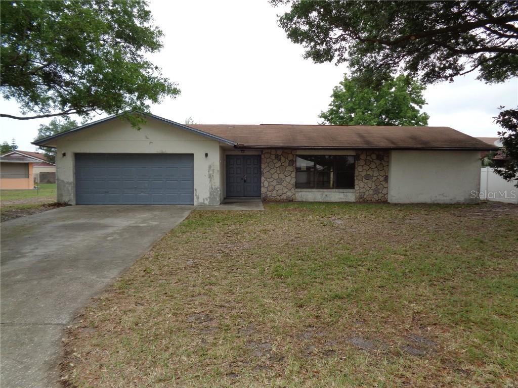 624 Caddy Dr., Poinciana, FL 34759