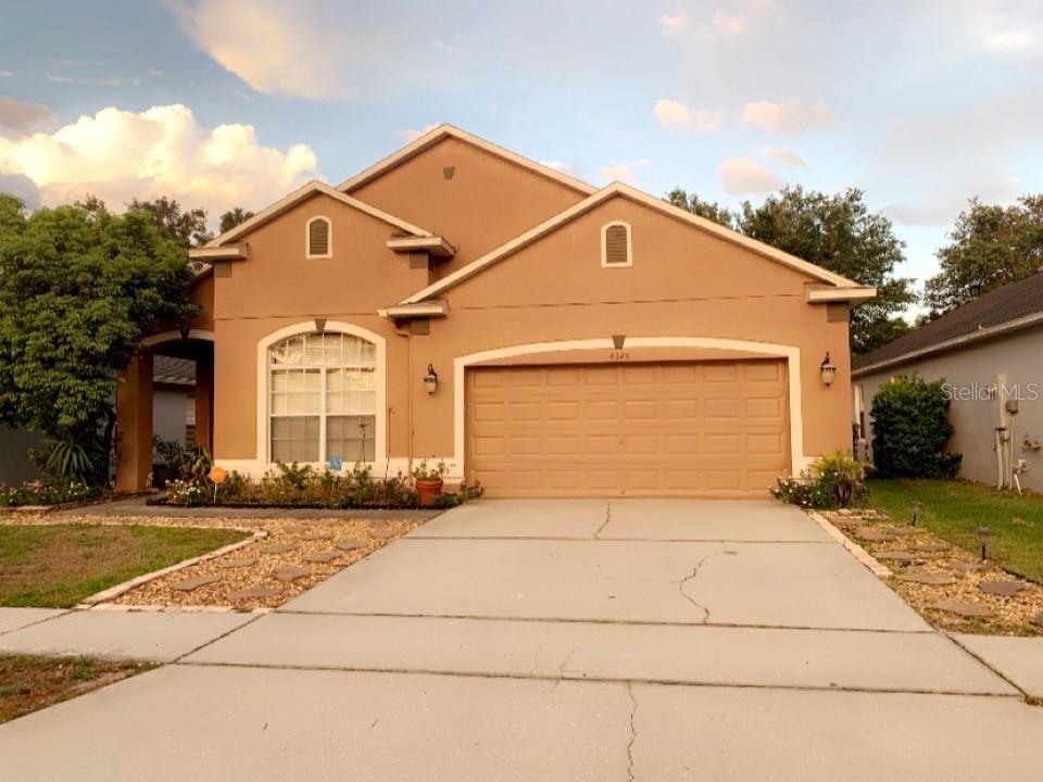 4345 Northern Dancer Way, Orlando, FL 32826