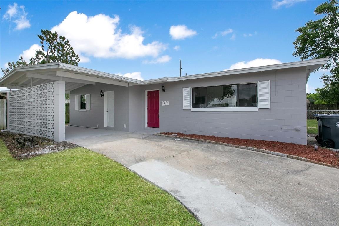 1235 Thoreau St., Titusville, FL 32780
