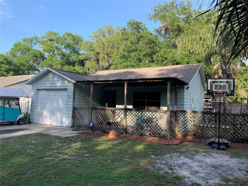 206 Deborah Ave., Leesburg, FL 34748