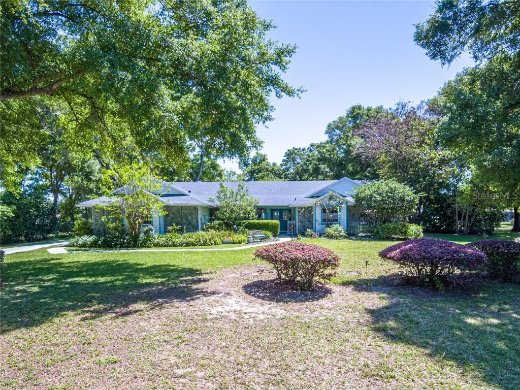 30838 Ridgecrest Ter., Sorrento, FL 32776
