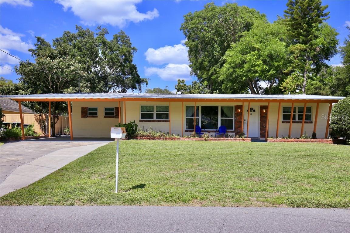 1621 Poe Ave., Orlando, FL 32806
