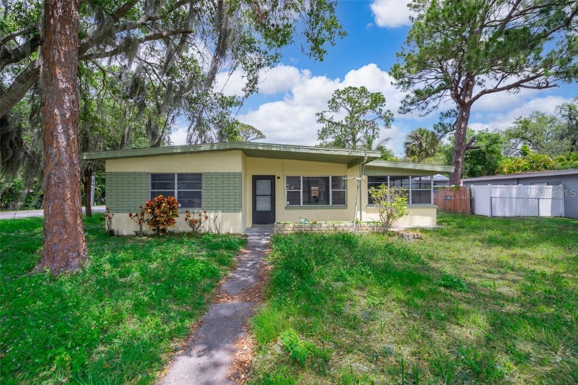 1133 Woodsmere Ave., Orlando, FL 32839