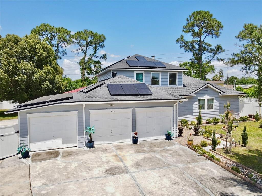 654 Madrid Dr., Kissimmee, FL 34758