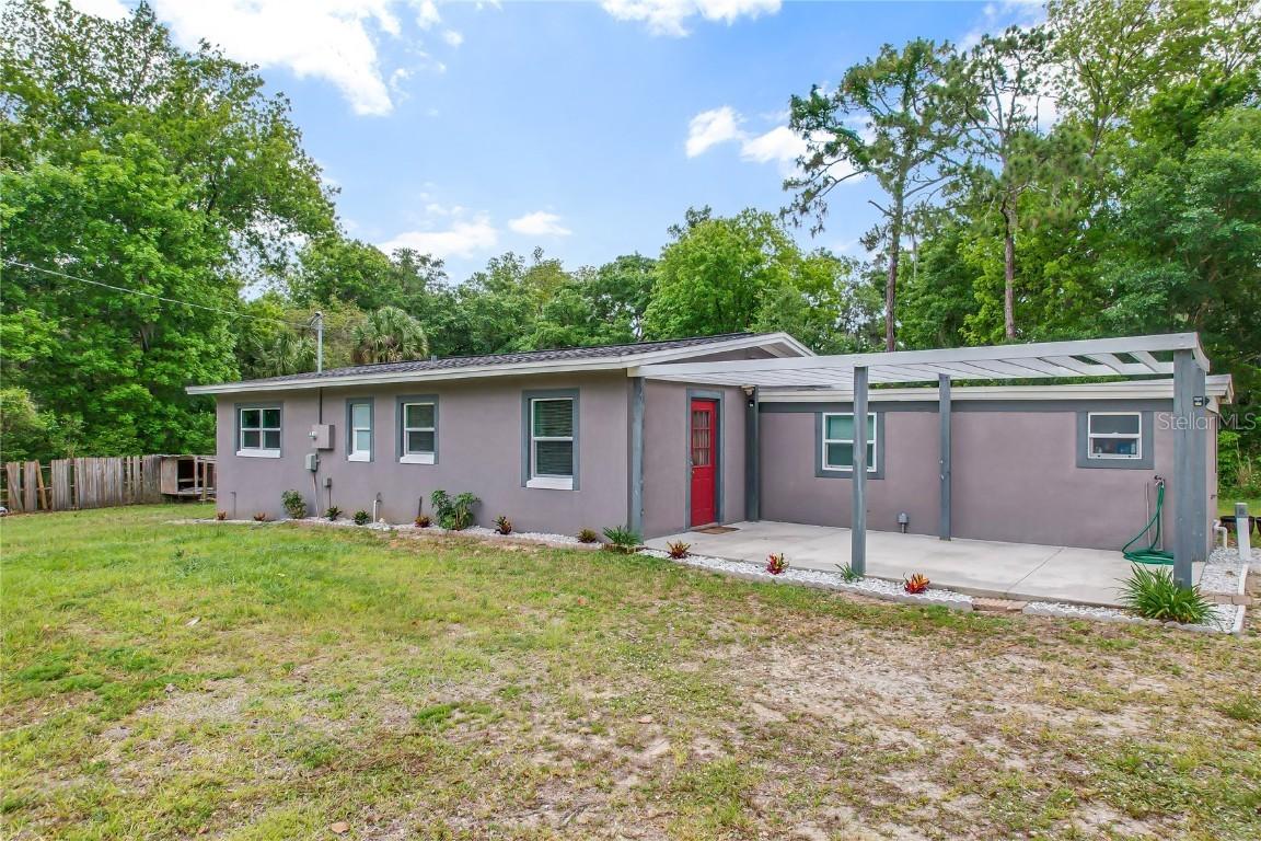 2574 Tupelo Ave., Mims, FL 32754