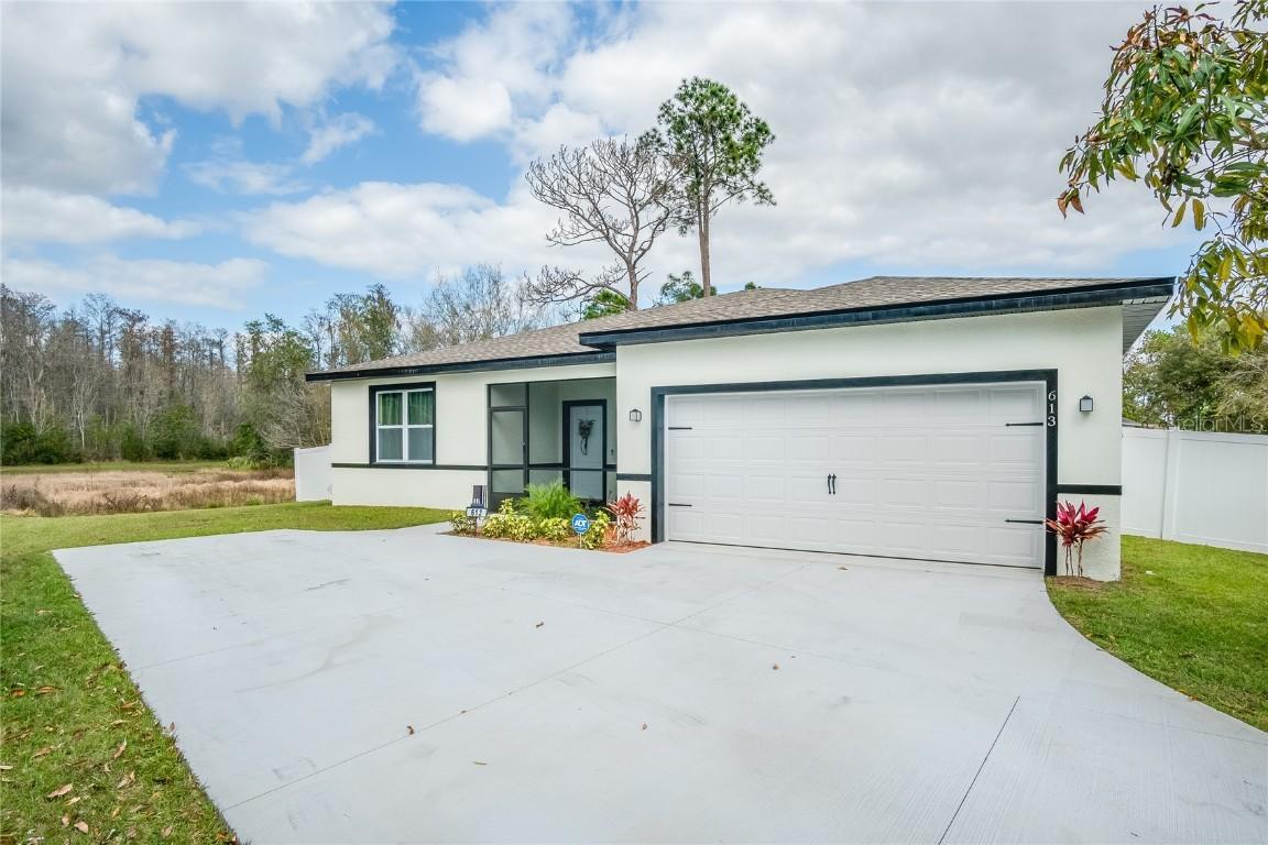613 Bear Ct., Poinciana, FL 34759