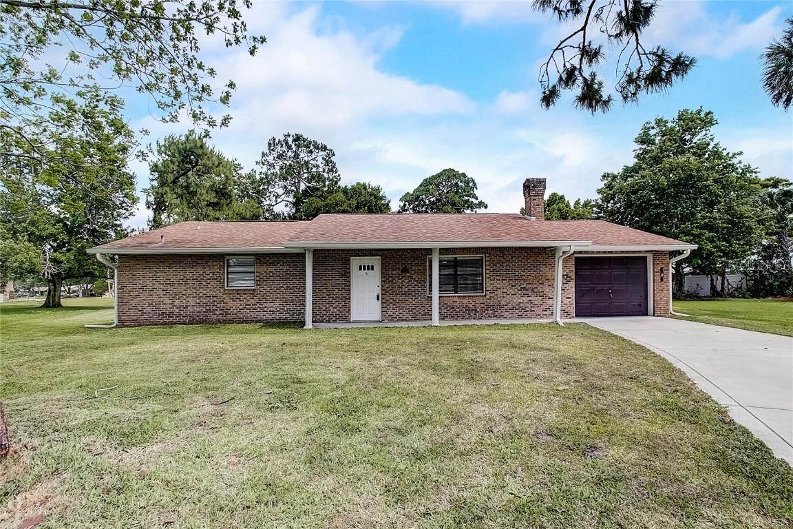 9 Pines Edge Ct., Edgewater, FL 32132