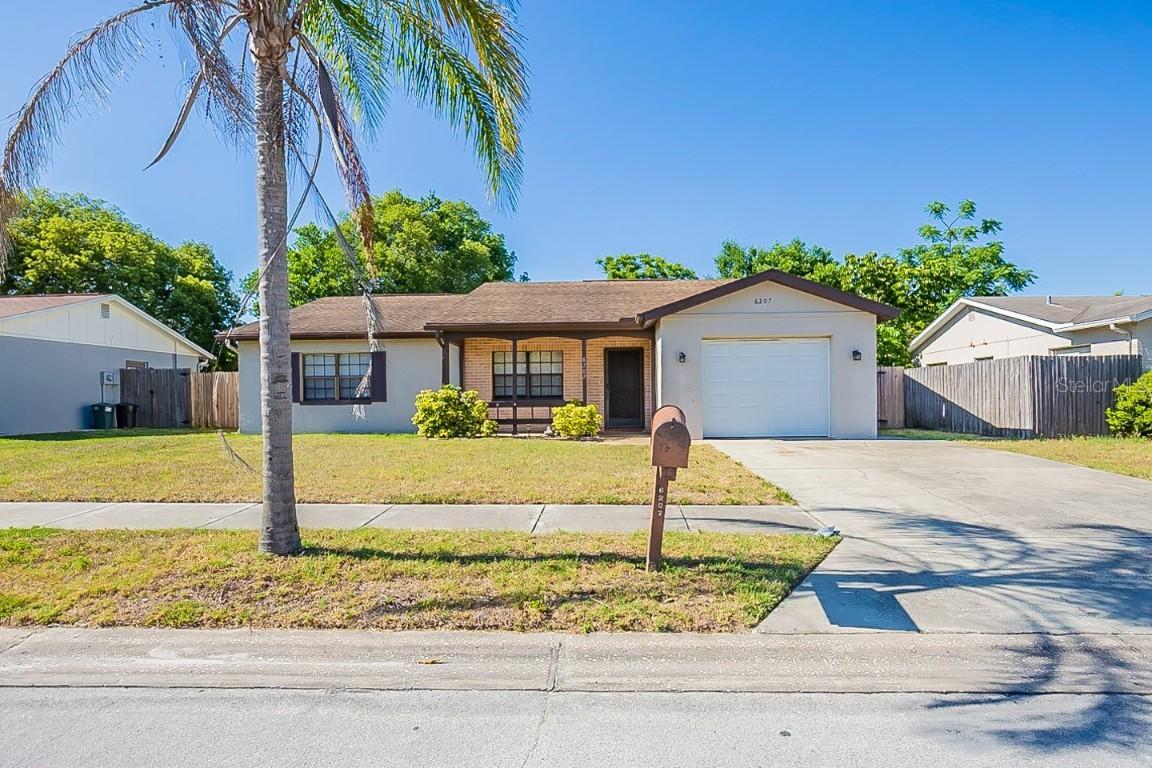 6207 Hopewell Dr., Holiday, FL 34690