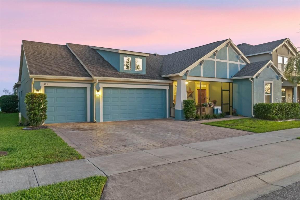 383 Blue Cypress Dr., Groveland, FL 34736