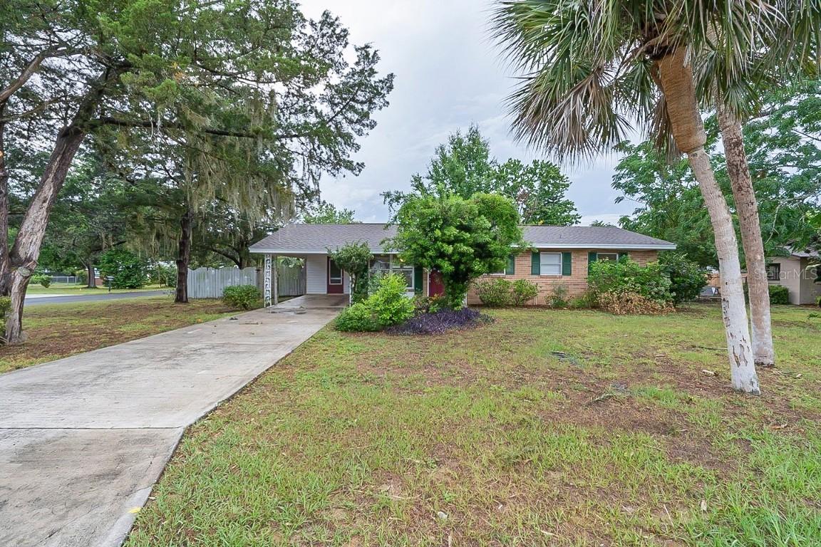 2808 Lake Louise Dr., Eustis, FL 32726