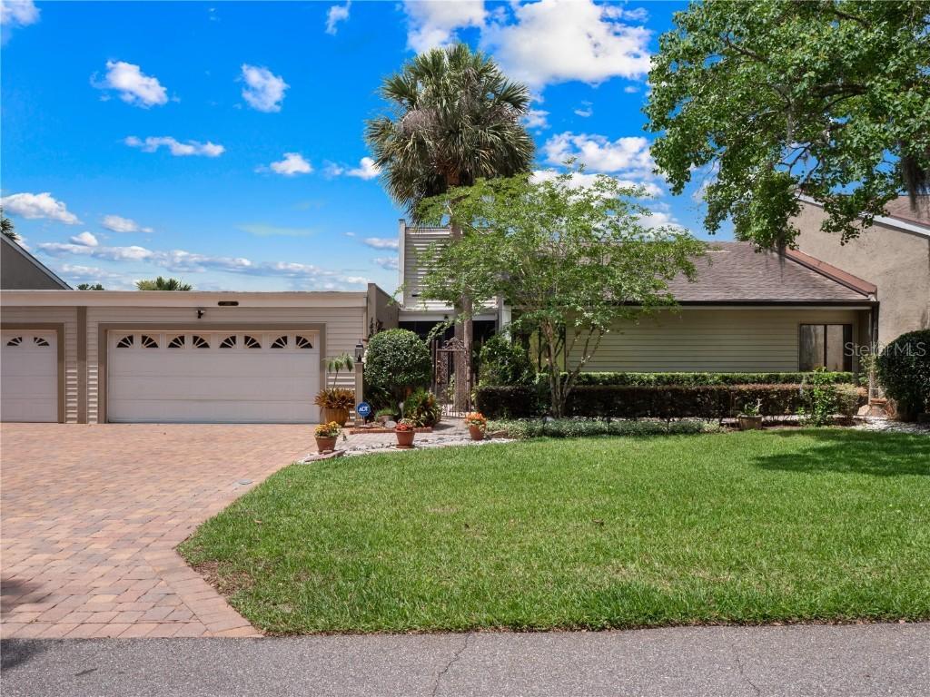 1481 Oak Pl., Apopka, FL 32712